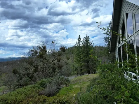 526 Wedgewood Drive Eagle Point OR 97524