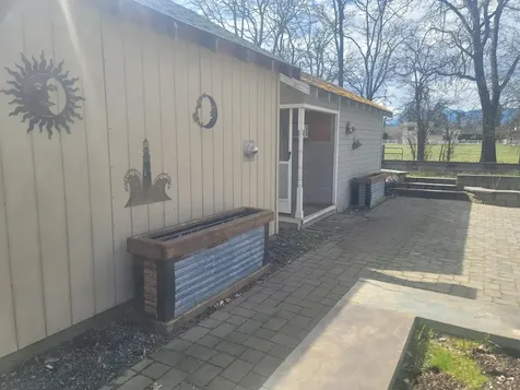 1092 Casino Road Medford OR 97501