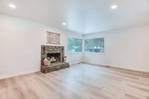 20356 Shahala Court Bend OR 97702