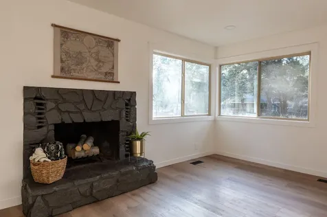 20356 Shahala Court Bend OR 97702