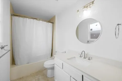 3009 Tahitian Avenue Medford OR 97504