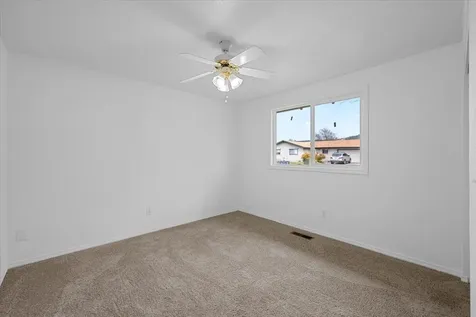3009 Tahitian Avenue Medford OR 97504