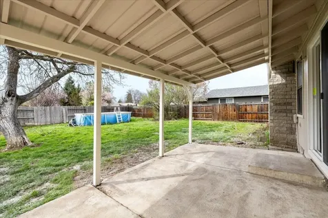 3009 Tahitian Avenue Medford OR 97504