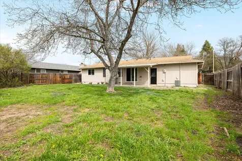 3009 Tahitian Avenue Medford OR 97504