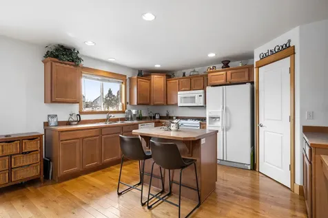 62980 Bilyeu Way Bend OR 97701