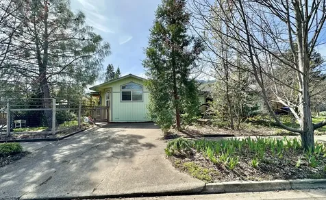 180 Ohio Street Ashland OR 97520