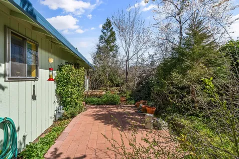 180 Ohio Street Ashland OR 97520