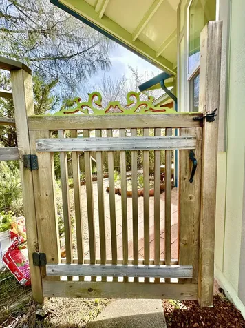 180 Ohio Street Ashland OR 97520