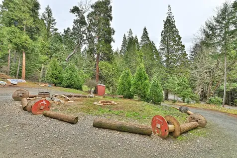 394 Lower Wolf Creek Road Wolf Creek OR 97497