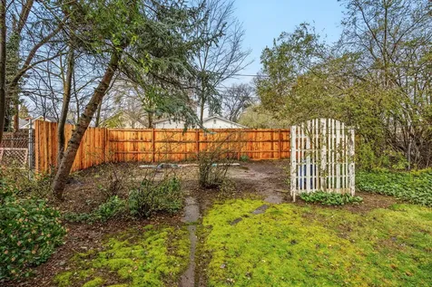 43 Rose Avenue Medford OR 97501