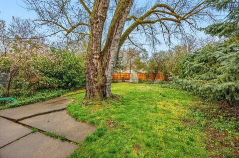 43 Rose Avenue Medford OR 97501