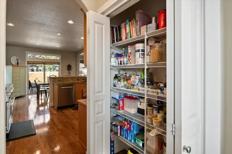 20434 Jacklight Lane Bend OR 97702