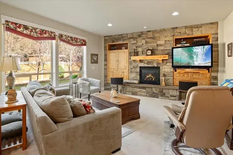 20434 Jacklight Lane Bend OR 97702