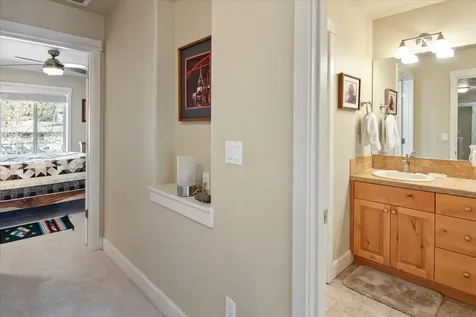 20434 Jacklight Lane Bend OR 97702