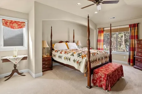 20434 Jacklight Lane Bend OR 97702