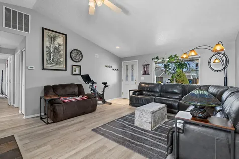 2051 NE Elk Street Prineville OR 97754