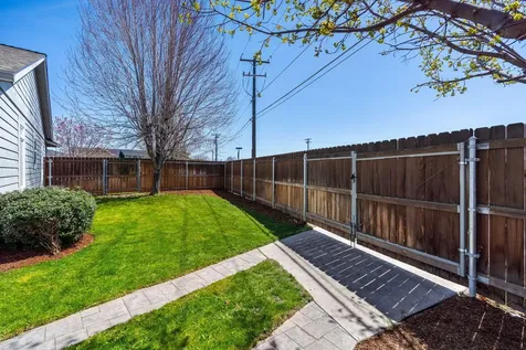 2051 NE Elk Street Prineville OR 97754