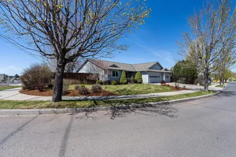 2051 NE Elk Street Prineville OR 97754