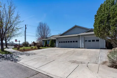 2051 NE Elk Street Prineville OR 97754