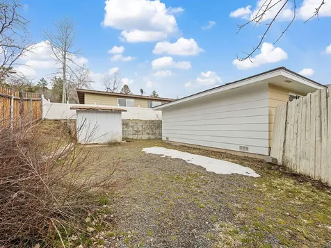 1851 Park Avenue Klamath Falls OR 97601
