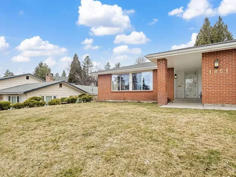 1851 Park Avenue Klamath Falls OR 97601