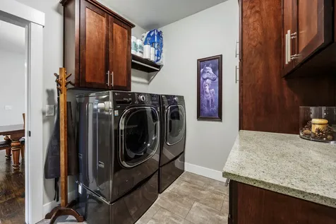 206 Cambridge Terrace Eagle Point OR 97524