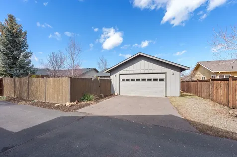 20663 Wild Goose Lane Bend OR 97702