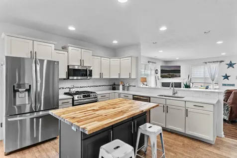 4412 SW Umatilla Avenue Redmond OR 97756