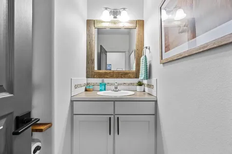 4412 SW Umatilla Avenue Redmond OR 97756