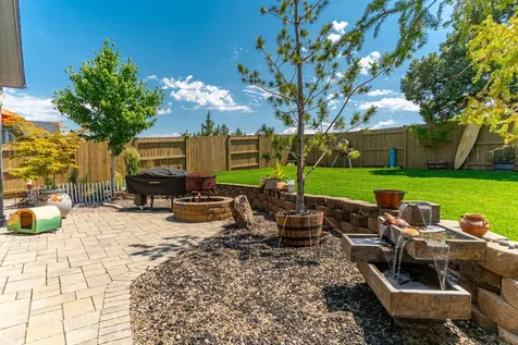 4412 SW Umatilla Avenue Redmond OR 97756