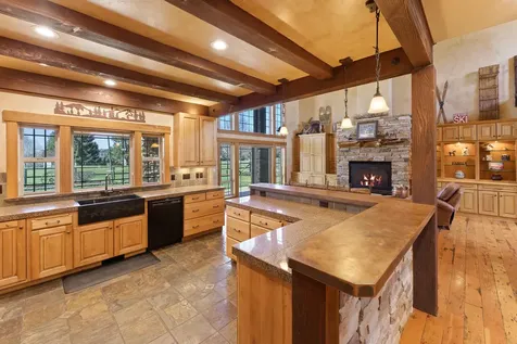61939 Dobbin Road Bend OR 97702