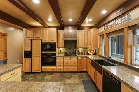 61939 Dobbin Road Bend OR 97702