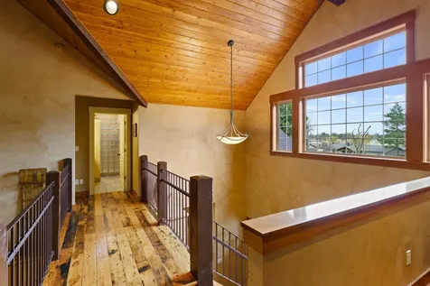 61939 Dobbin Road Bend OR 97702