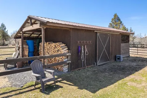 61939 Dobbin Road Bend OR 97702
