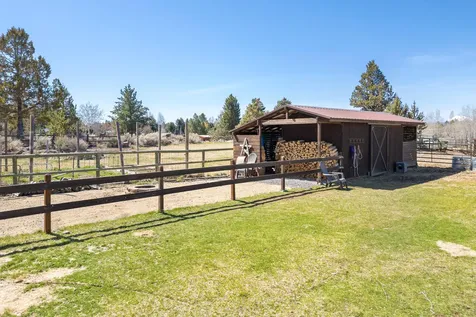61939 Dobbin Road Bend OR 97702