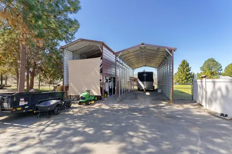 61939 Dobbin Road Bend OR 97702