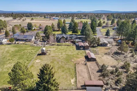 61939 Dobbin Road Bend OR 97702