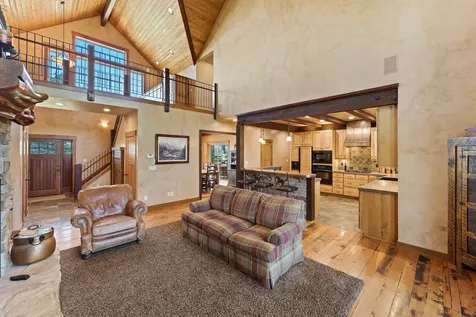 61939 Dobbin Road Bend OR 97702