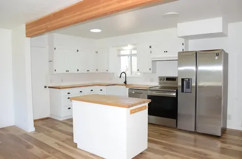 1881 Regina Way Grants Pass OR 97527