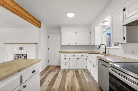 1881 Regina Way Grants Pass OR 97527