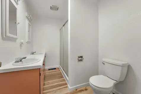 1881 Regina Way Grants Pass OR 97527
