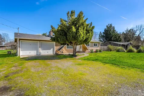 1881 Regina Way Grants Pass OR 97527
