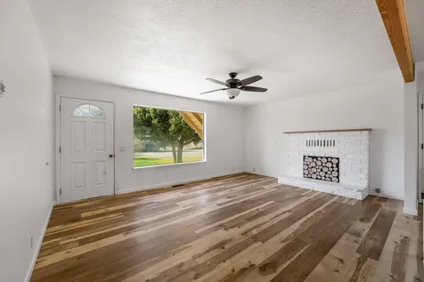 1881 Regina Way Grants Pass OR 97527