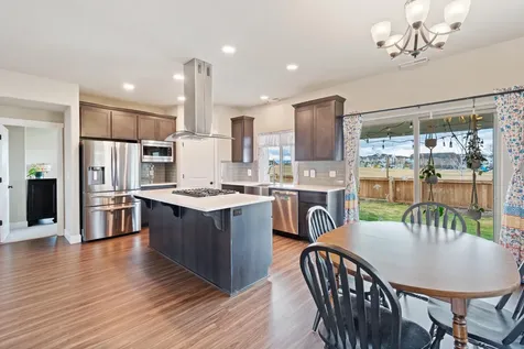 2869 NW 23rd Street Redmond OR 97756