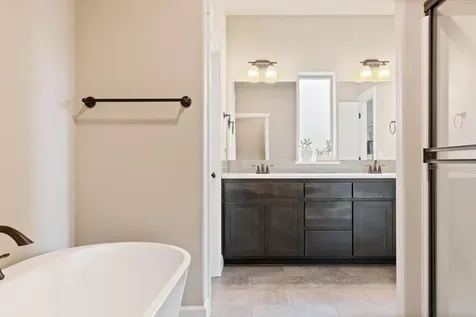 2869 NW 23rd Street Redmond OR 97756