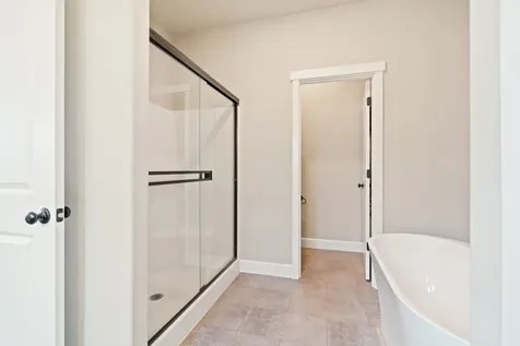 2869 NW 23rd Street Redmond OR 97756