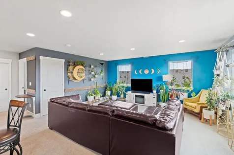 2869 NW 23rd Street Redmond OR 97756