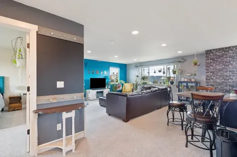 2869 NW 23rd Street Redmond OR 97756