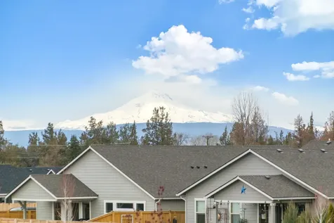 2869 NW 23rd Street Redmond OR 97756