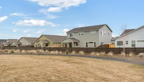 2869 NW 23rd Street Redmond OR 97756